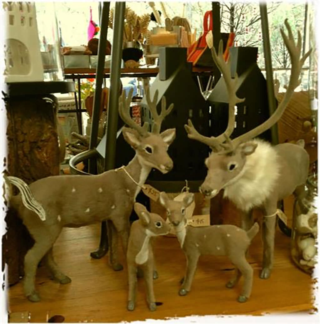 Christmasdeerdecorations@RedHillHouse-image-500x0-1-e3a